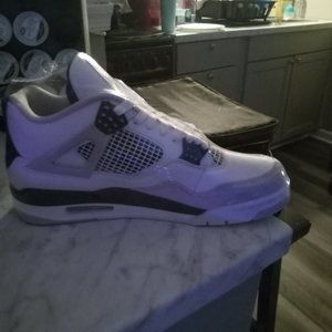 Air Jordan 4 Retro military black